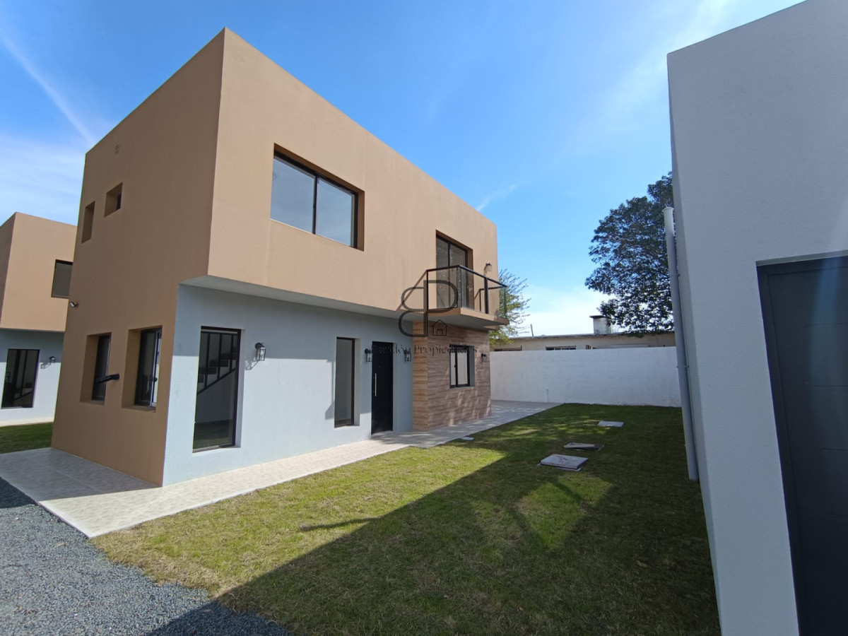 Casa ID.6885 - Venta Casa a Estrenar 3 Dormitorios Lomas de Solymar parrillero
