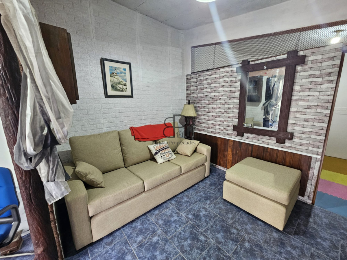 Casa ID.7030 - Venta con Renta Padron Unico Local Casa y Apartamento Cerro