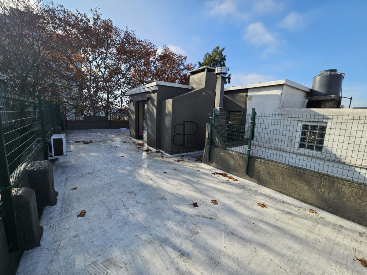 Casa ID.6540 - Venta Casa 3 o 4 Dormitorios Barbacoa y Garaje La Blanqueada