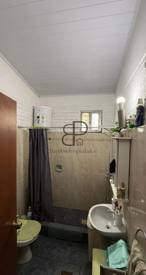 Casa ID.6092 - Venta Padron con 3 Casas Malvin Ideal Inversion 560m2