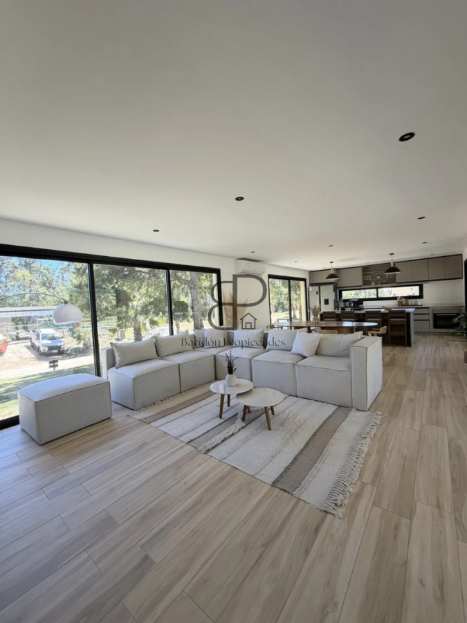 Casa ID.7131 - Venta y Alquiler Casa 3 Dormitorios Barrio Privado Cumbres de Carrasco