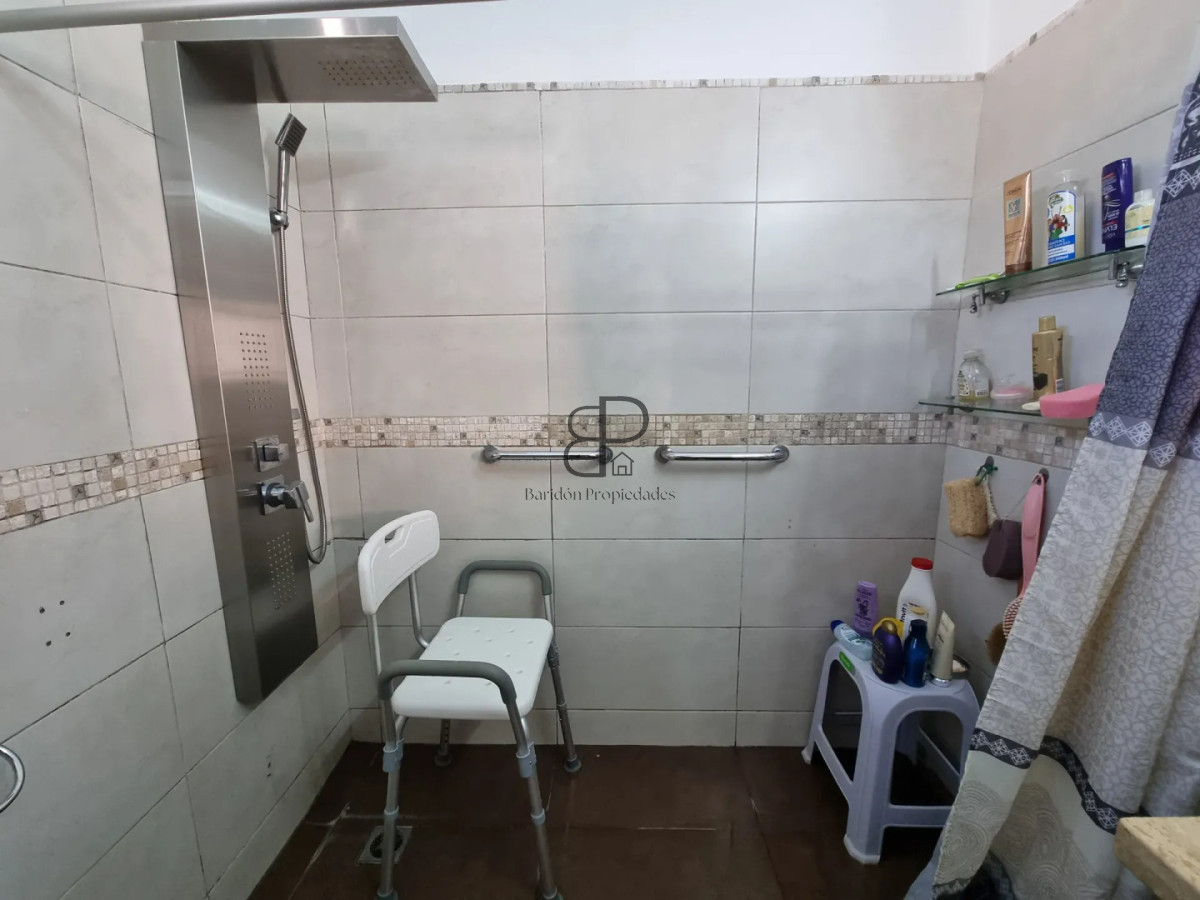 Casa ID.6893 - Venta 2 Casas independientes un Padron La Banqueada Inversion