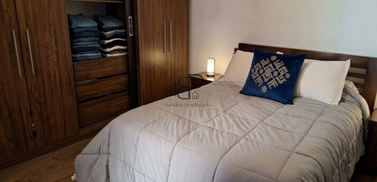 Casa ID.6845 - Venta Casa 2 Dormitorios Aguada con azotea con parrillero