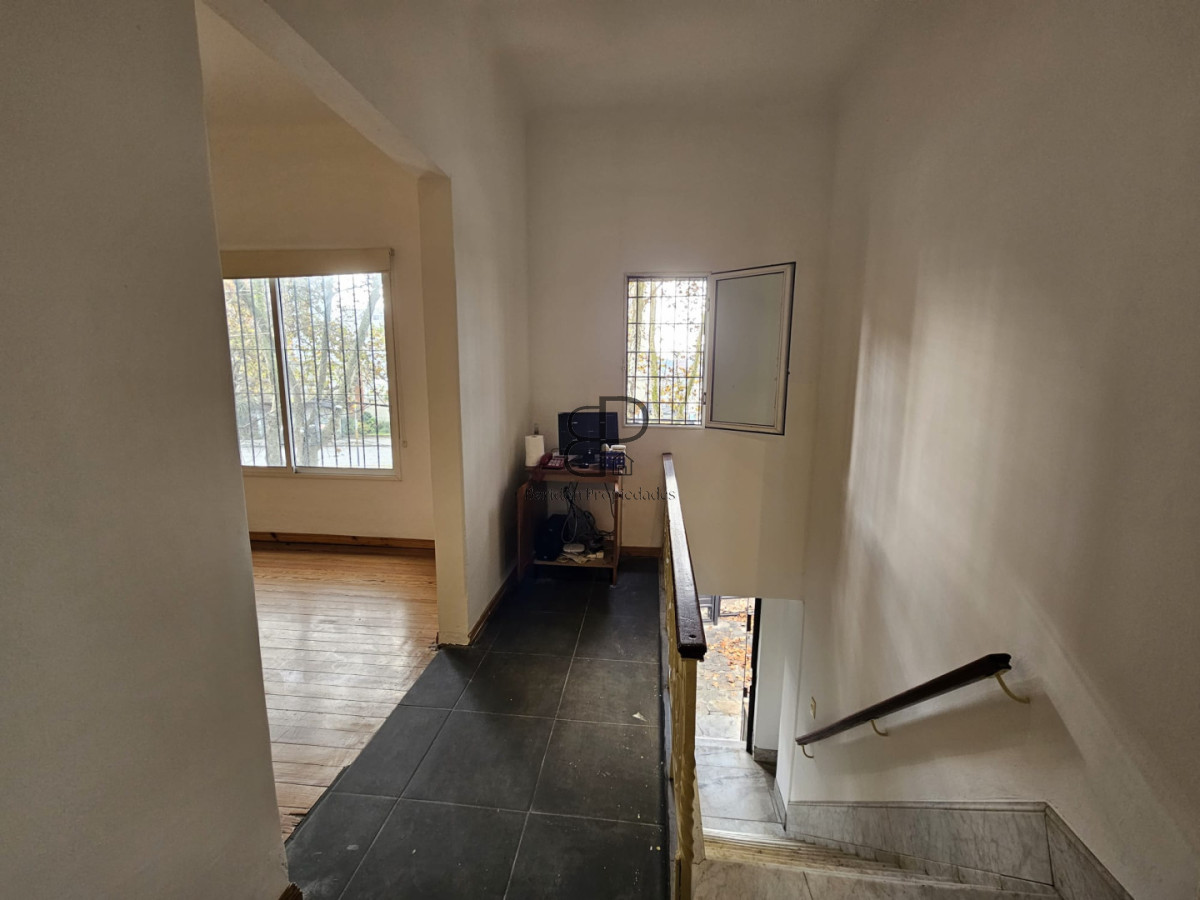 Casa ID.6540 - Venta Casa 3 o 4 Dormitorios Barbacoa y Garaje La Blanqueada