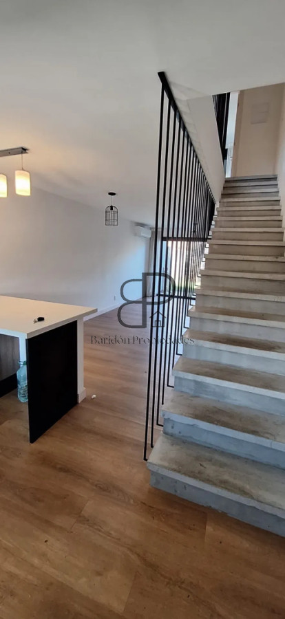 Casa ID.6906 - Alquiler o Venta Casa 2 Dormitorios Parque Miramar Cochera