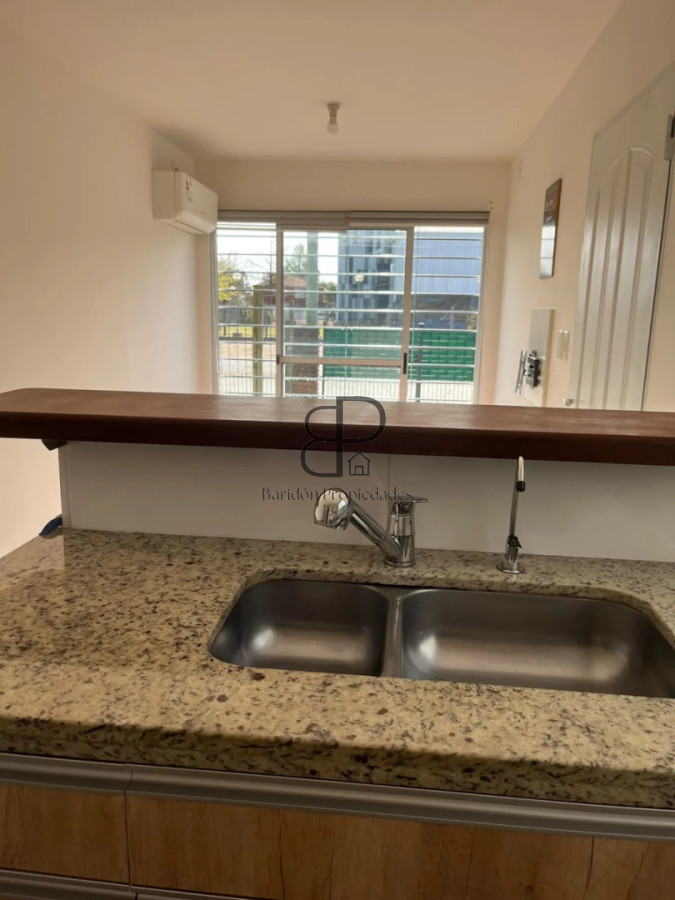 Casa ID.7047 - Alquiler Casa 1 Dormitorio Shangrilá con Galpon y cochera