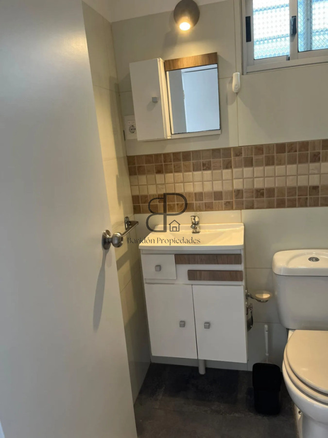 Casa ID.7047 - Alquiler Casa 1 Dormitorio Shangrilá con Galpon y cochera