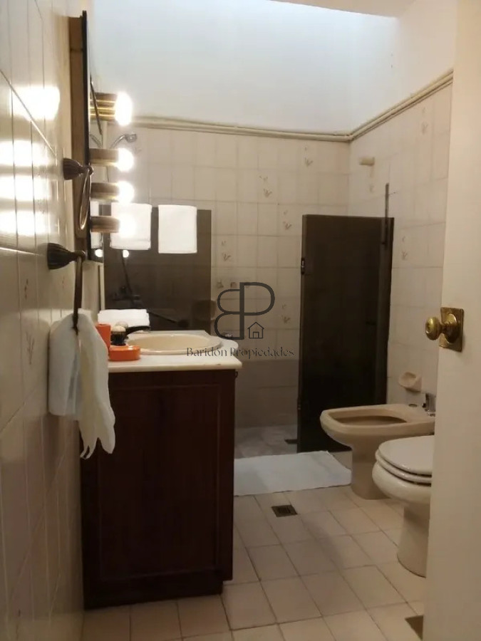 Casa ID.7032 - Alquiler Casa Amueblada 2 Dormitorios Punta Gorda cochera