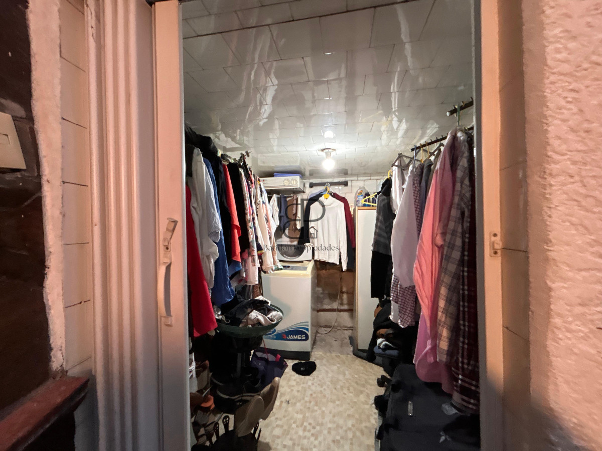 Casa ID.4939 - Venta Casa 4 Dormitorios Cordón con Barbacoa y Azotea