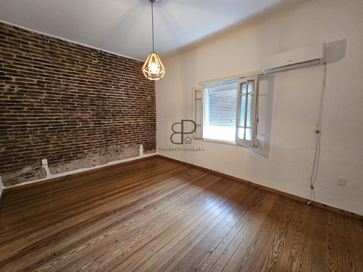 Casa ID.6540 - Venta Casa 3 o 4 Dormitorios Barbacoa y Garaje La Blanqueada