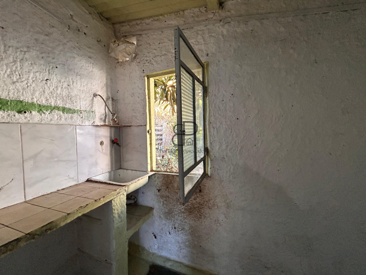 Casa ID.4848 - Venta Padron Unico con 3 Viviendas Flor de Maroñas Inversion