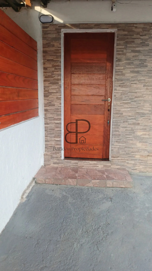 Casa ID.7067 - Alquiler Casa 2 Dormitorios Montes de Solymar Cochera y Patio