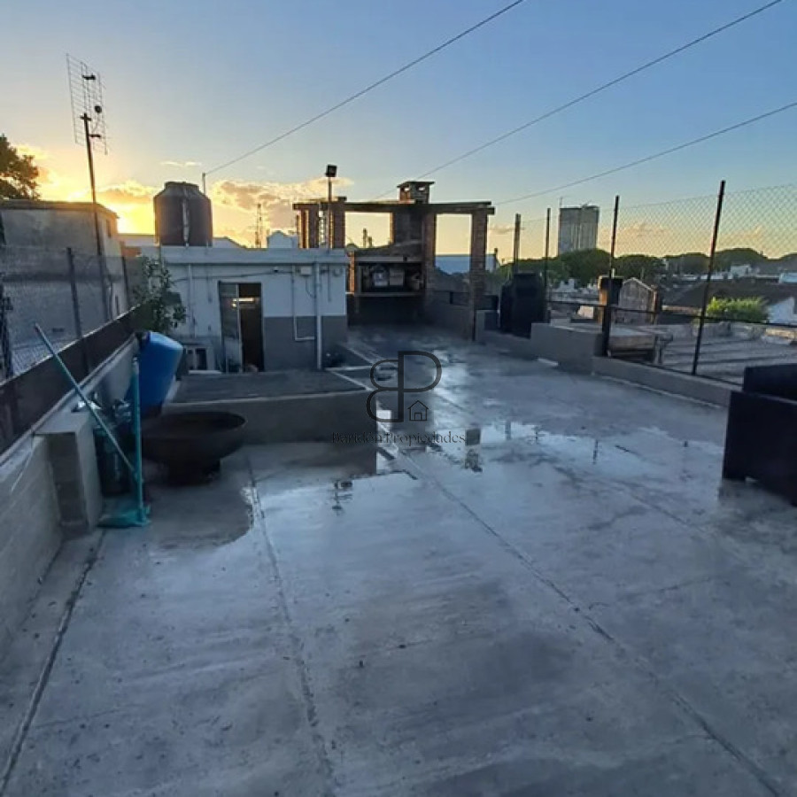 Casa ID.5784 - Venta Casa 4 Dormitorios Terraza y Parrillero Bella Vista