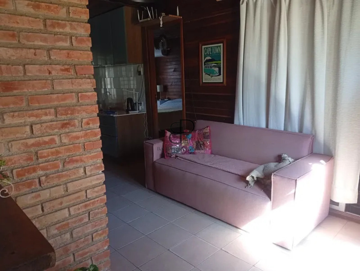Casa ID.6935 - Venta Casa 3 Dormitorios El Pinar con patio y cochera 
