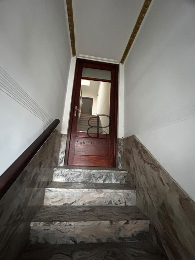 Casa ID.4774 - Venta Casa 4 Dormitorios Unión con balcón 