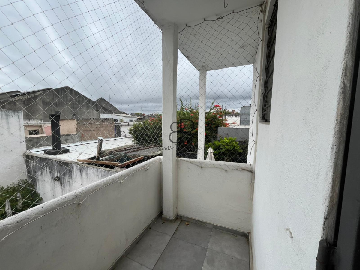 Casa ID.5784 - Venta Casa 4 Dormitorios Terraza y Parrillero Bella Vista