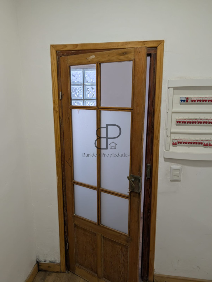Casa ID.5946 - Alquiler o Venta Casa ideal Empresa La Blanqueada 160m2