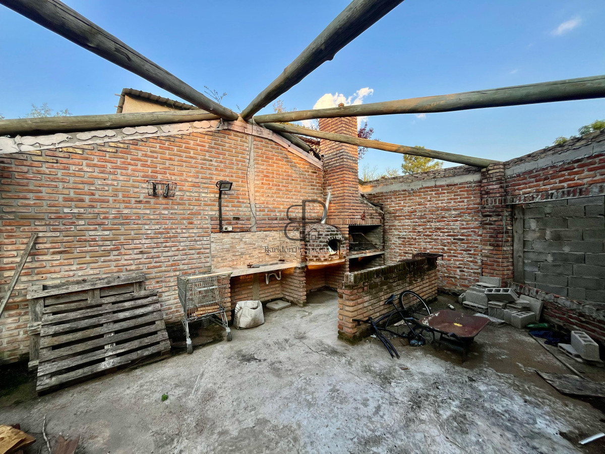 Casa ID.4498 - Venta Terreno + 2 Casas El Pinar con Piscina y Barbacoa
