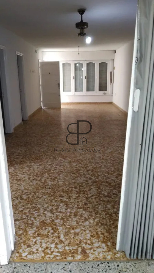 Casa ID.6820 - Alquiler Casa 3 Dormitorios Sayago patio y estacionamiento