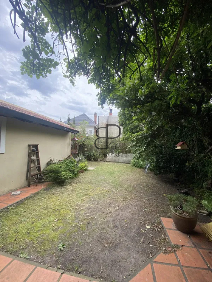 Casa ID.6936 - Venta Casa 3 Dormitorios Carrasco con patio y cochera 