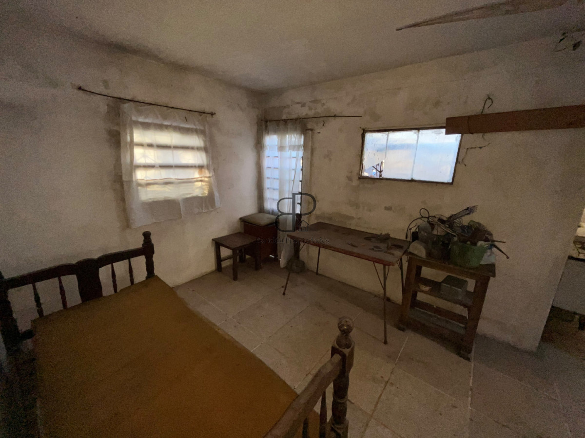 Casa ID.7051 - Venta Padron Unico 3 Plantas con 9 Dorm. y 3 Cocinas Aguada