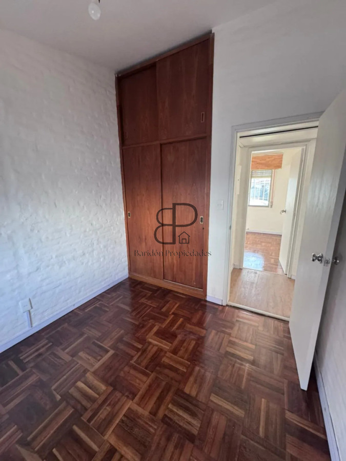 Casa ID.6904 - Alquiler en Complejo Cerrado Carrasco 4 Dormitorios y Cochera