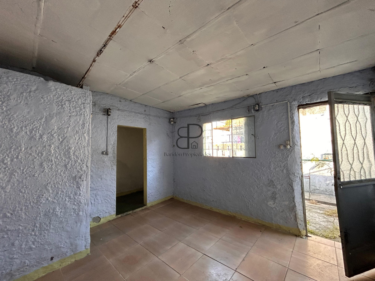 Casa ID.4848 - Venta Padron Unico con 3 Viviendas Flor de Maroñas Inversion