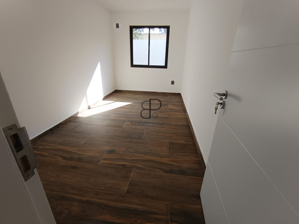 Casa ID.6886 - Venta Casa a Estrenar 3 Dormitorios Lomas de Solymar parrillero