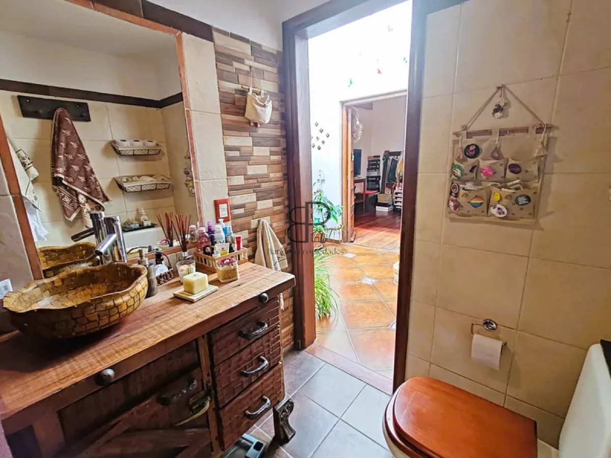 Casa ID.7005 - Venta Casa 2 Dormitorios Reducto con terraza con parrillero 