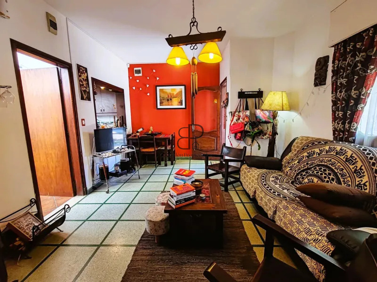 Casa ID.7005 - Venta Casa 2 Dormitorios Reducto con terraza con parrillero 
