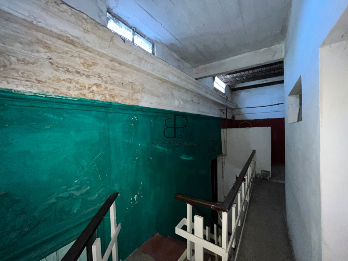 Casa ID.7051 - Venta Padron Unico 3 Plantas con 9 Dorm. y 3 Cocinas Aguada
