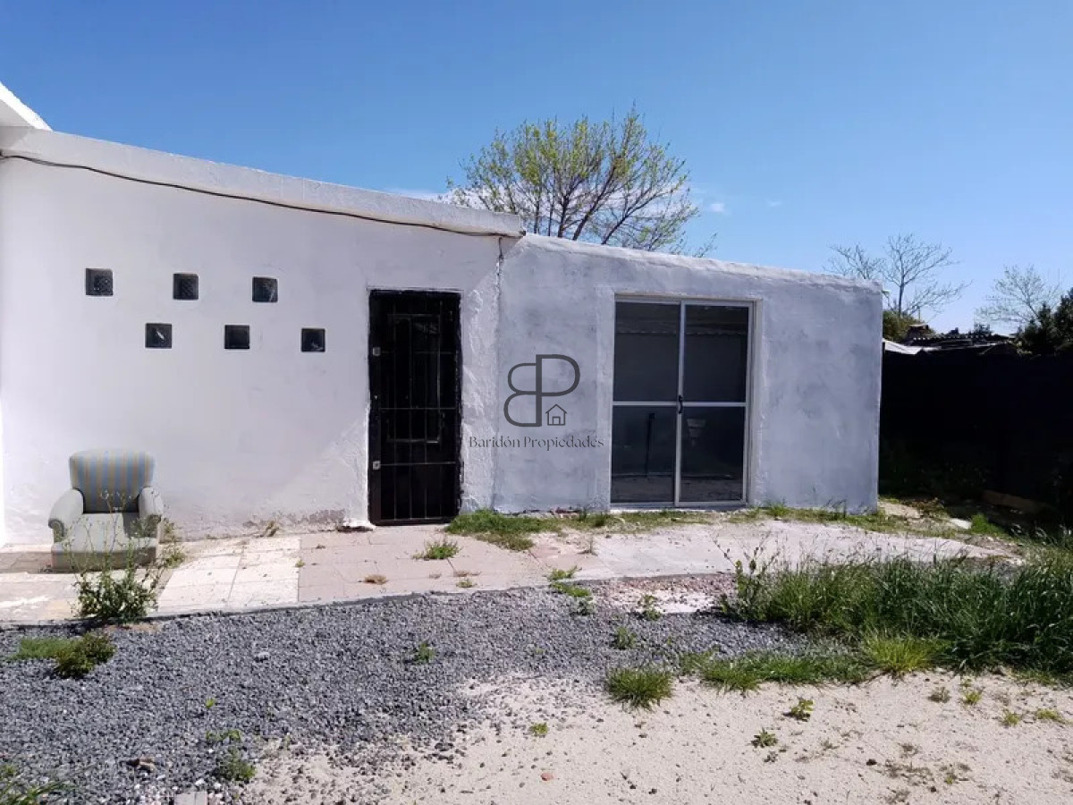 Casa ID.6998 - Alquiler Casa con Terreno 2000m2 y Deposito San Jose de Carrasco