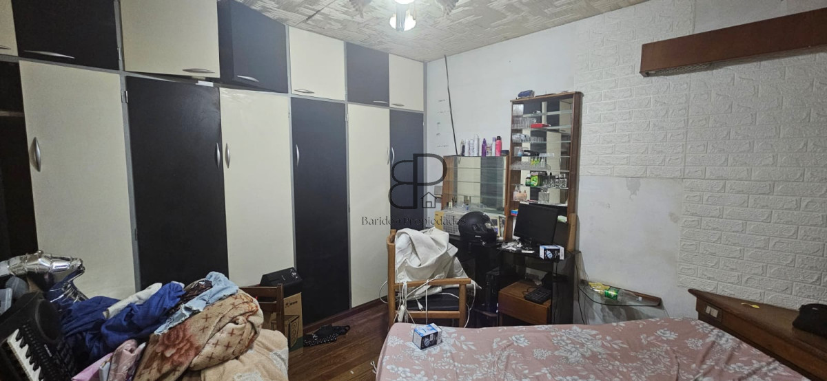 Casa ID.6049 - Venta Casa 2 Dormitorios Aires Puros con Garaje y Patio