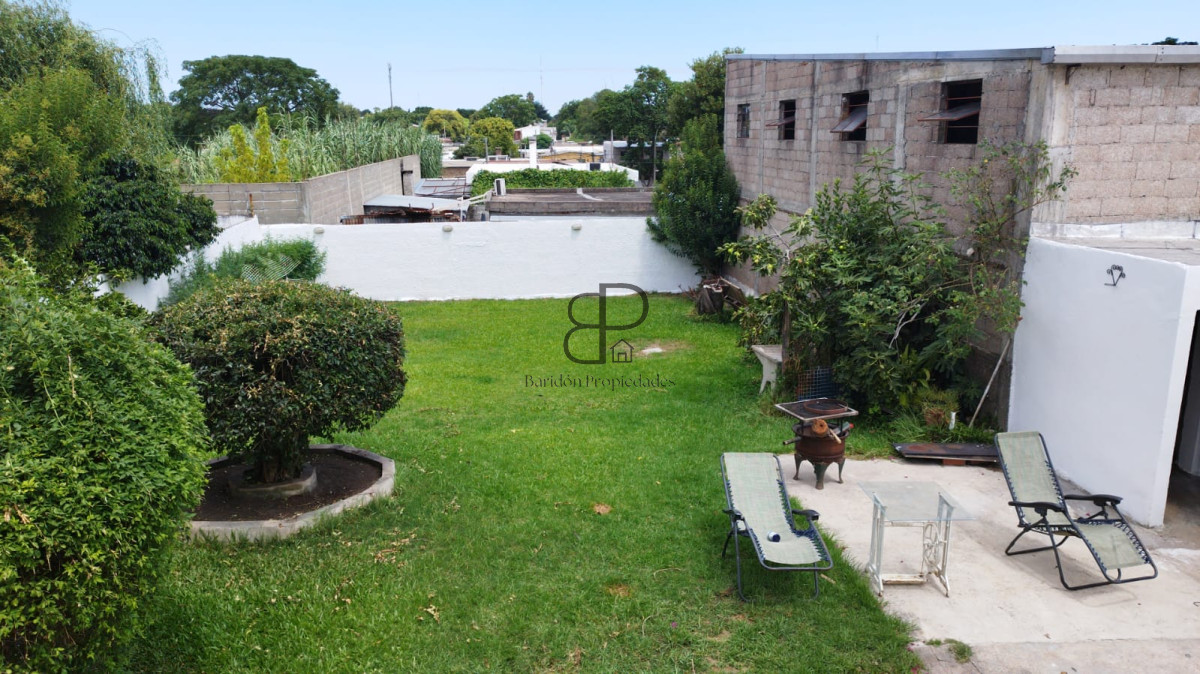 Casa ID.3174 - Venta Casa 5 Dormitorios Sayago con Barbacoa y Galpón