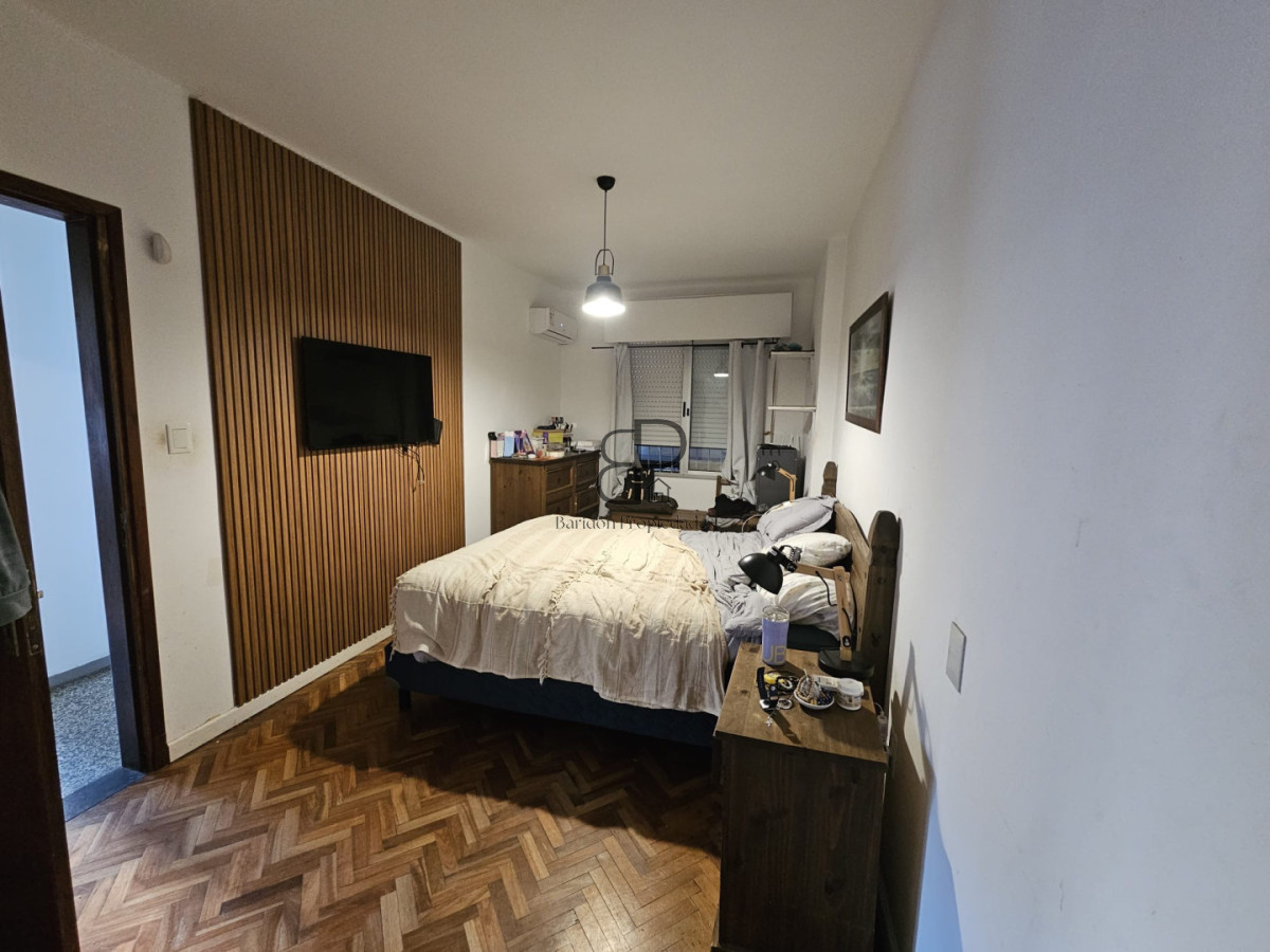 Casa ID.6983 - Venta Casa 1 Dormitorio Buceo con patio y cochera