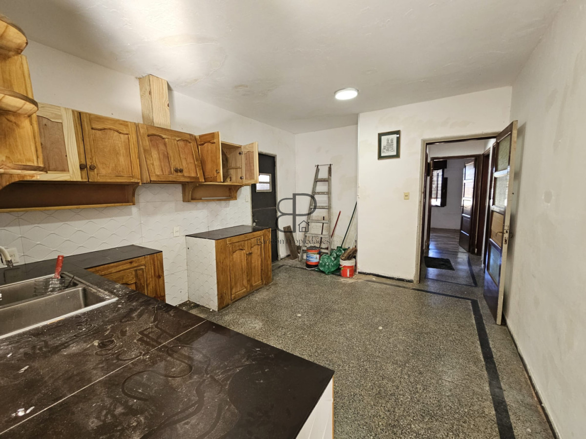 Casa ID.5931 - Venta Casa 2 Dormitorios Barbacoa Perez Castellano