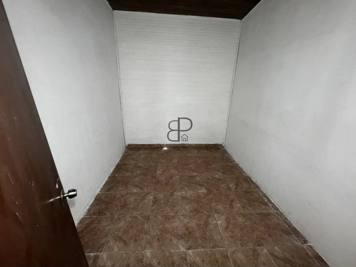 Casa ID.7072 - Alquiler Casa 1 Dormitorio Capurro con patio y parrillero