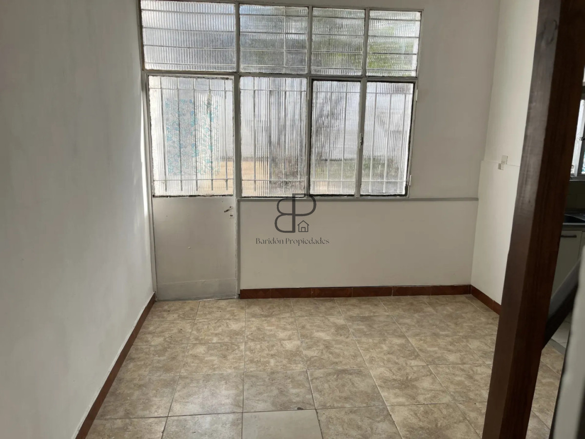 Casa ID.7009 - Alquiler Casa 4 Dormitorios Union con Patio y Parrillero