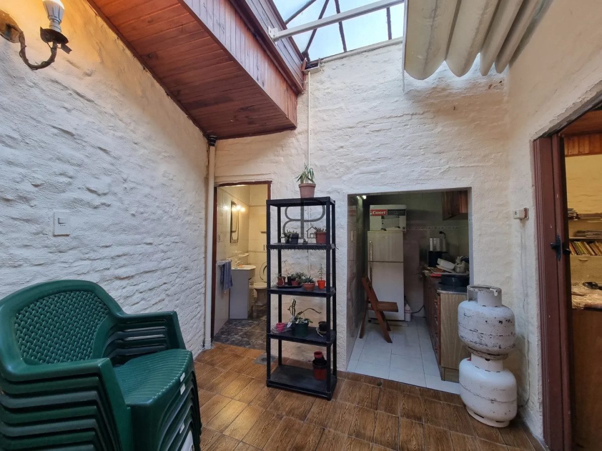 Casa ID.6893 - Venta 2 Casas independientes un Padron La Banqueada Inversion