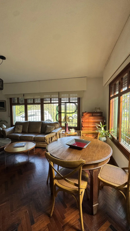 Casa ID.6869 - Venta Casa 3 Dormitorios Barbacoa Piscina y Cochera Carrasco