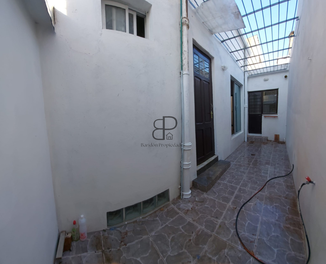 Casa ID.5867 - Venta Casa Nueva con Renta 8,6% 4 Dormitorios Paso Molino 