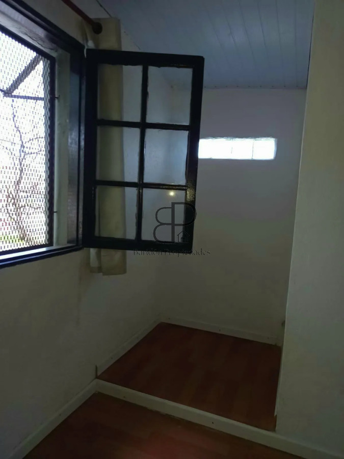 Casa ID.7028 - Venta 2 Casas con Renta Padron Unico Jacinto Vera Inversion