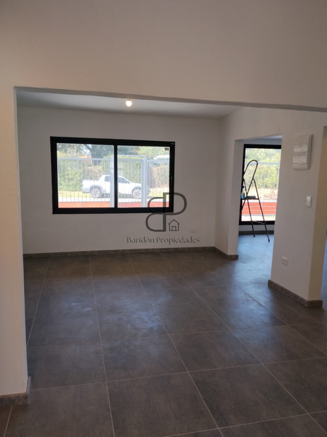 Casa ID.7031 - Venta Casa 3 Dormitorios Lagomar con fondo con parrillero