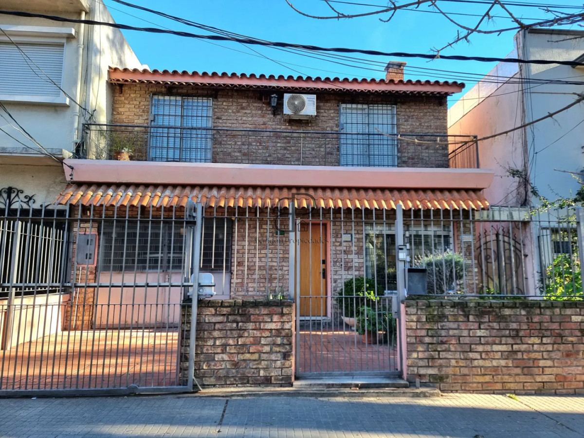 Casa ID.6893 - Venta 2 Casas independientes un Padron La Banqueada Inversion