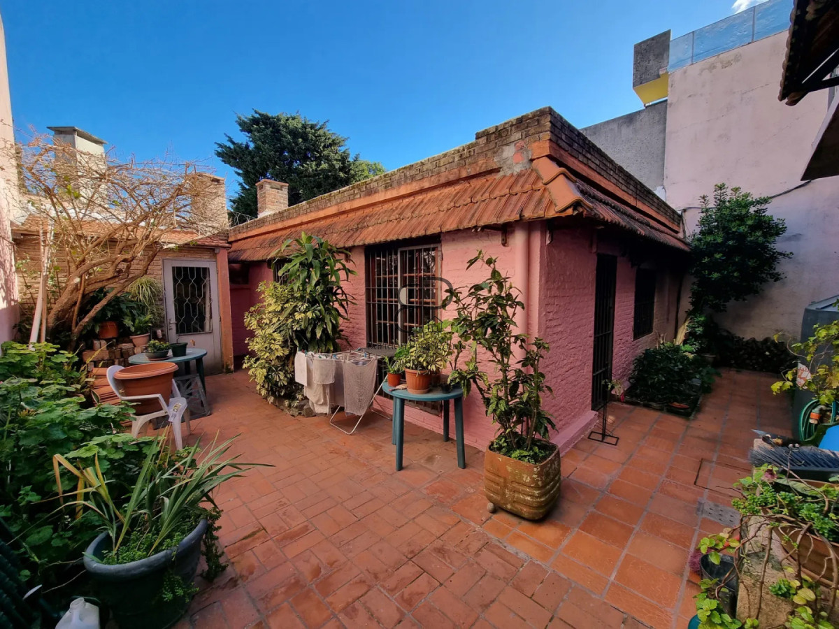 Casa ID.6893 - Venta 2 Casas independientes un Padron La Banqueada Inversion