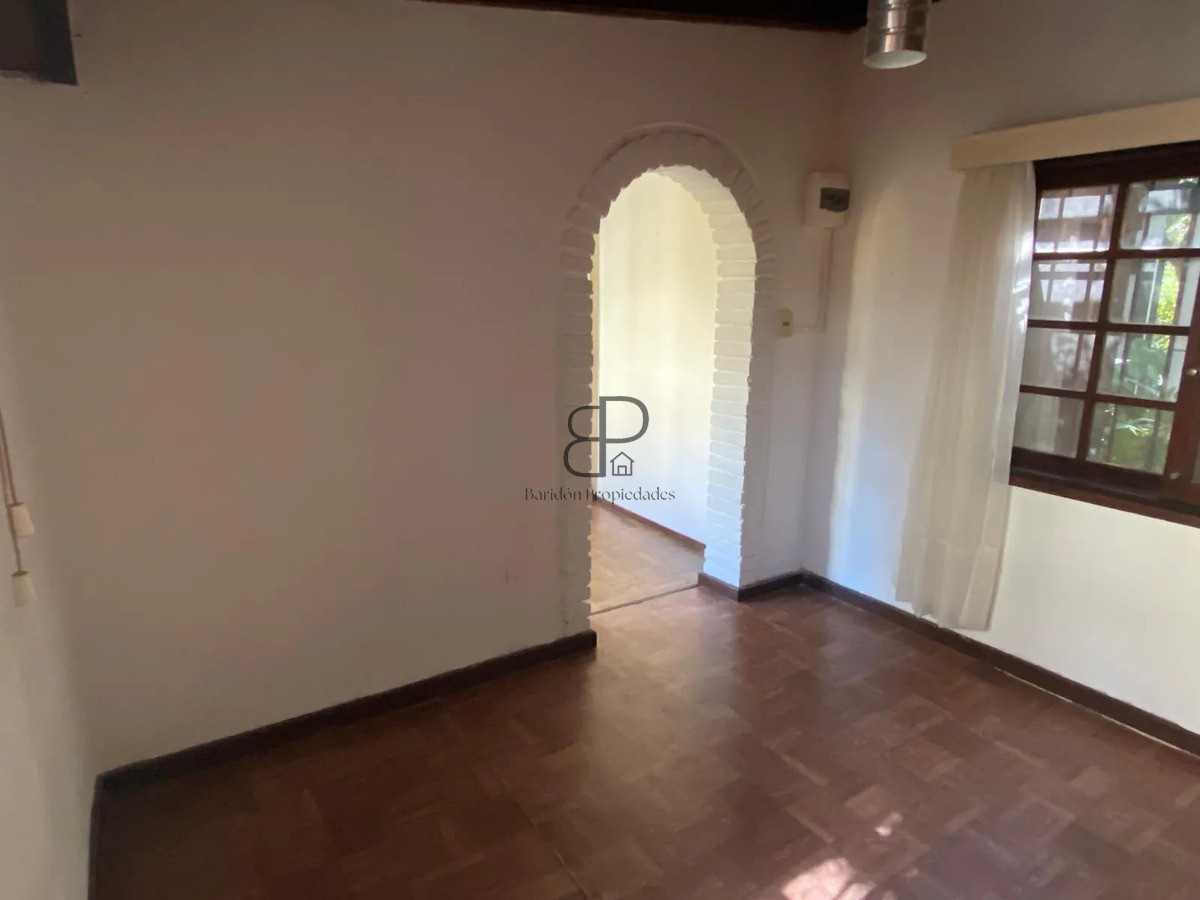 Casa ID.7144 - Alquiler Casa 3 Dormitorios Punta Gorda con patio y cochera