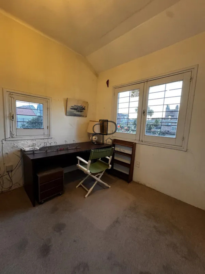 Casa ID.6936 - Venta Casa 3 Dormitorios Carrasco con patio y cochera 