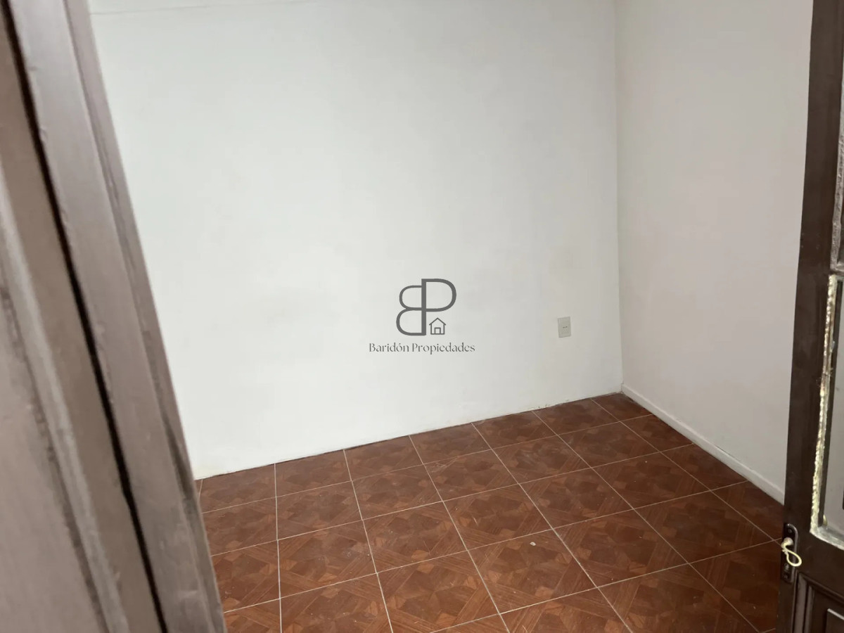 Casa ID.7009 - Alquiler Casa 4 Dormitorios Union con Patio y Parrillero