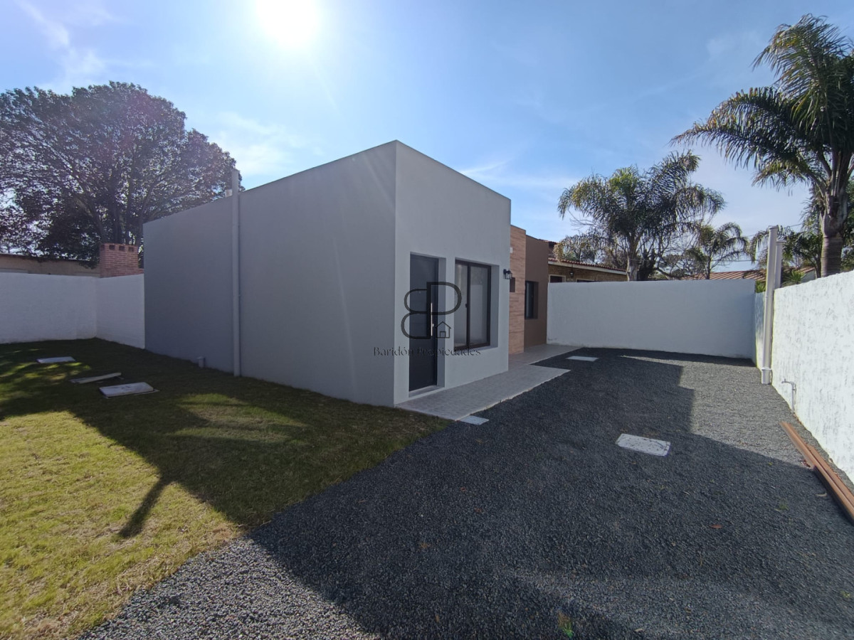 Casa ID.6886 - Venta Casa a Estrenar 3 Dormitorios Lomas de Solymar parrillero