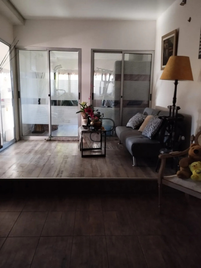 Casa ID.6333 - Venta Casa y Apartamento Cerrito con Garaje y Barbacoa 